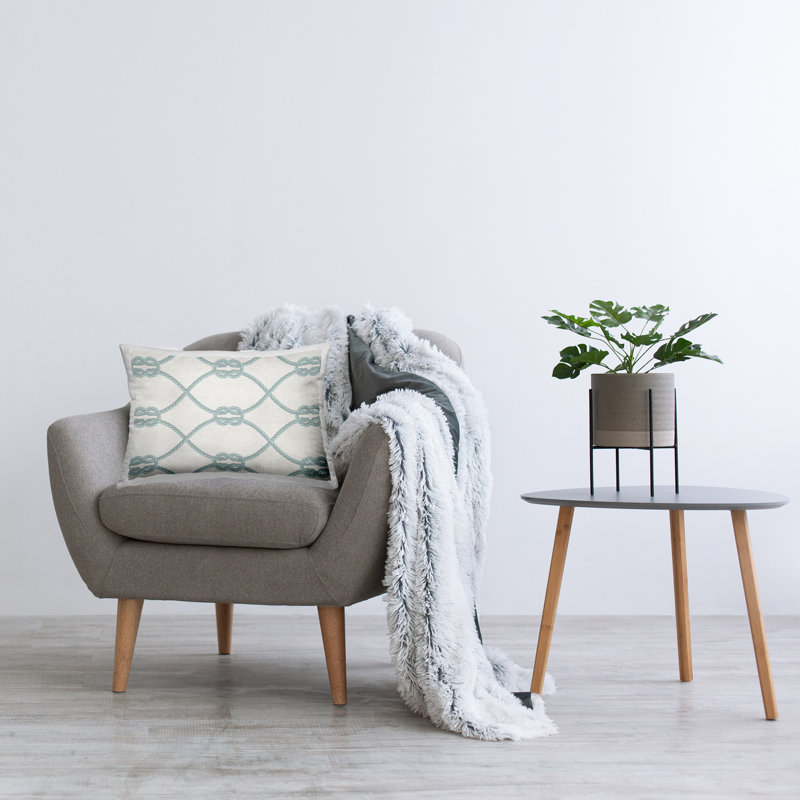  Polyester Throw Pillow