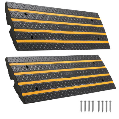 Driveway Rubber Curb Ramp 33000 lbs 2.6 in Rise Threshold Ramp