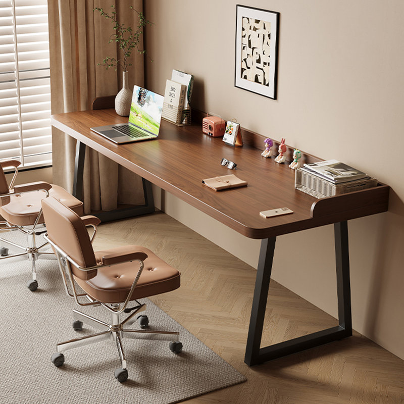 Bureau rectangulaire en bois massif de couleur châtaignier clair, Châtaignier clair, H 29,53 po x l 70,87 po x P 31,5 po