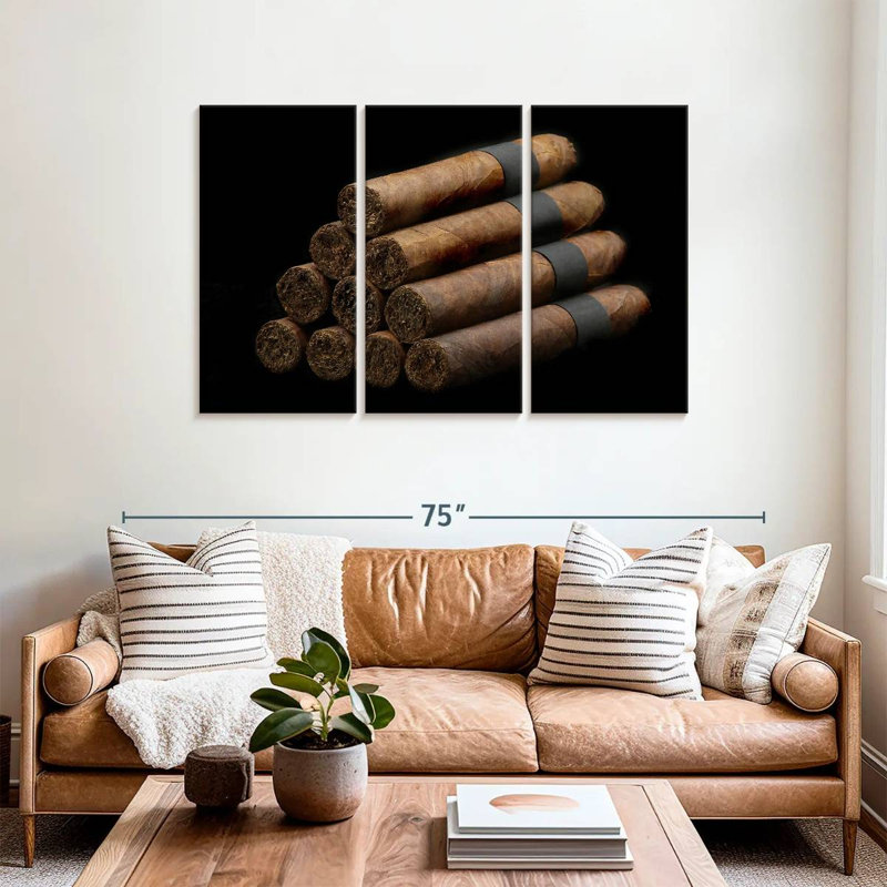 Senne Robusto Cigar Pyramid, 36" H x 57" W