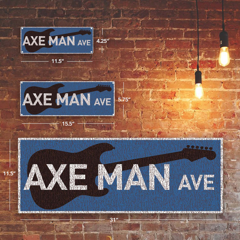 «Axe Man Ave» sur métal, H 11,5 po x l 31 po