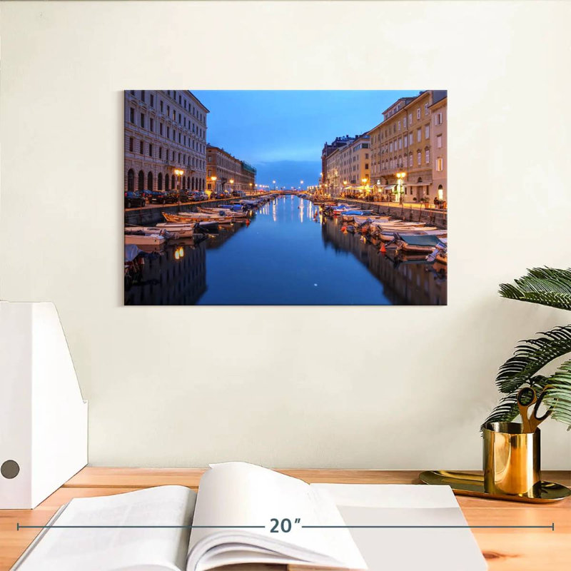 Ravi, Trieste, Italie, canal, H 8 po x l 12 po