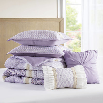 5 Piece King/ King Seersucker Comforter With Throw Pillows - Microfiber Comforter, Shabby Chic Style Botanical Prints And Lace Ruffles, Filling, Machine Washable, Compressed Packaging, Fluffable,