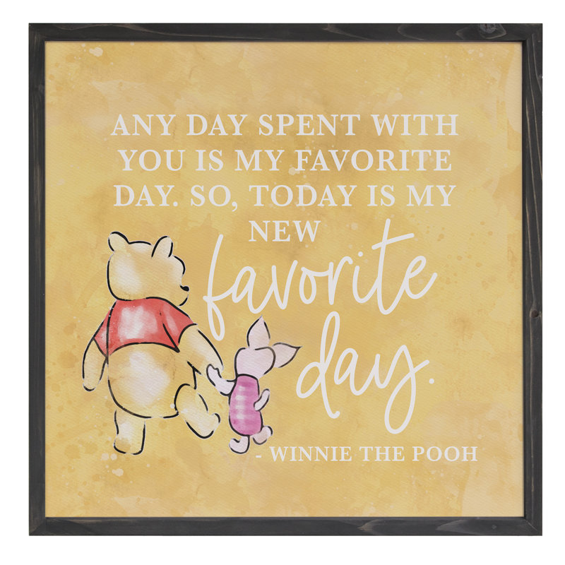 Favorite Day Pooh, H 24 po x l 24 po