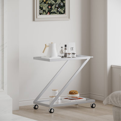 Chariot-bar chic, étagères en verre trempé et base en fer, roues verrouillables, chariot moderne à finition argentée avec cadre en métal incassable, 33,45 po
