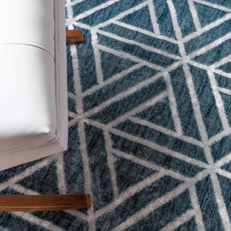 Nucla Geometric Indoor Rug, Square 7'