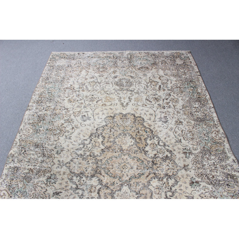 Tapis turc antique en laine pour salon de grande taille avec un design Oushak classique et des tons beiges