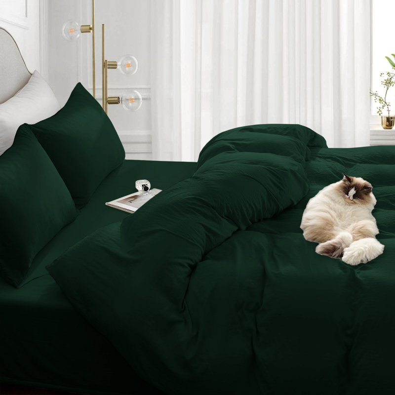 4-Piece Microfiber Duvet Cover Set – Pillowcases & Fitted Sheet, King Duvet Cover  + 3 Additional Pieces, Emerald