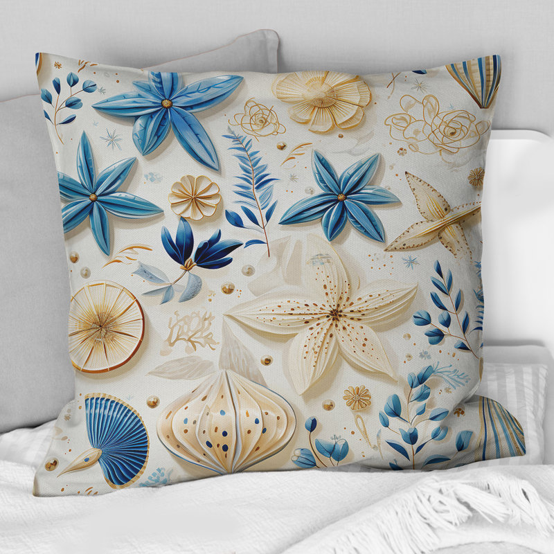 Coussin bleu et blanc Seashells II - imprimé floral, H 18 po x l 18 po