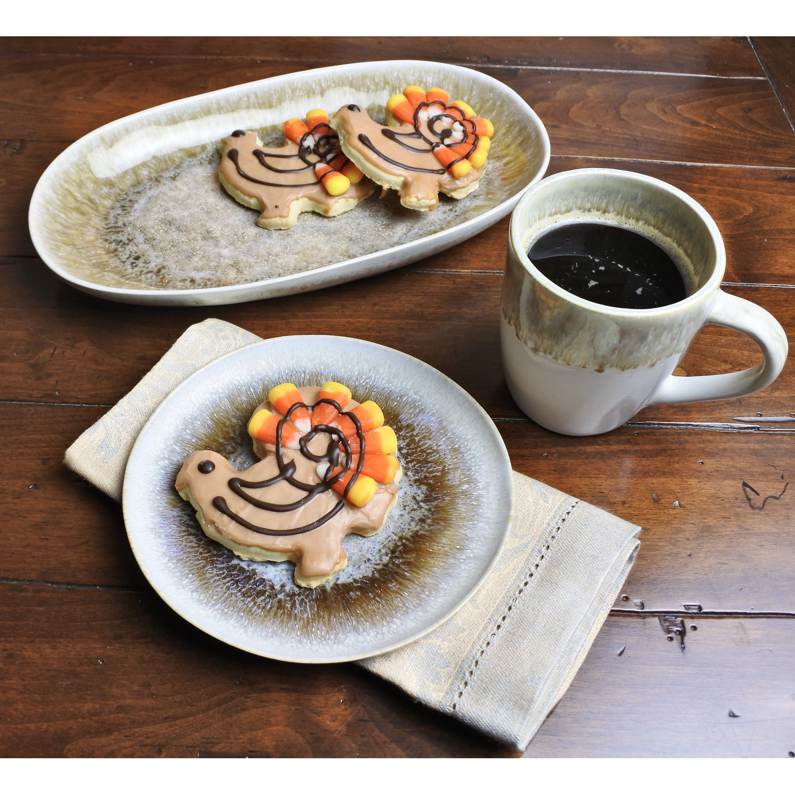 Mariessa Oval Platter, 1" H x 11" W x 17" D