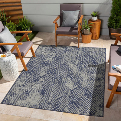 5 Ft. 3 In. X 7 Ft. 3 In. Indoor/Outdoor Area Rug