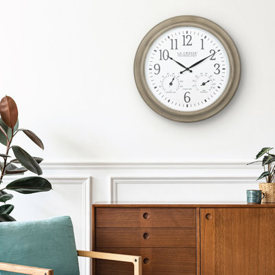 18" Indoor/Outdoor Atomic Clock with Temperature and Humidity