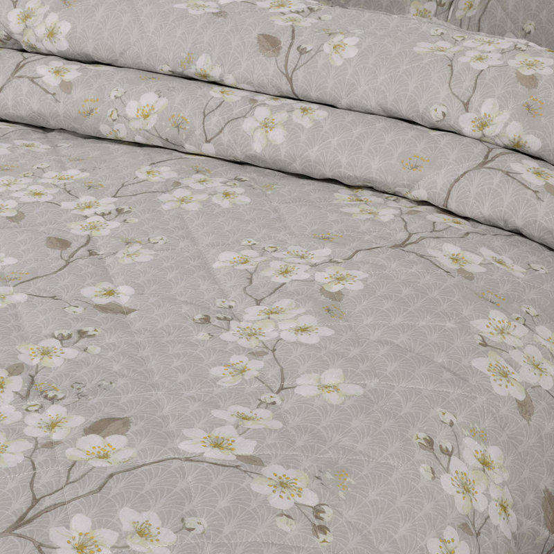 Dagney Cherry Blossom Bedspread Set Breathable Quilted Bedspread sets with Bed Comforter Pillowsham, 250 x 260 cm