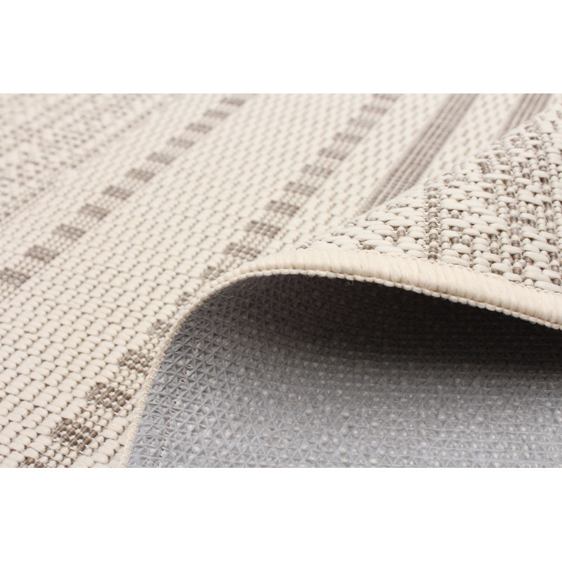 Tapis ivoire intérieur / extérieur Bralynn, Rectangle 3 pi 3 po x 4 pi 7 po