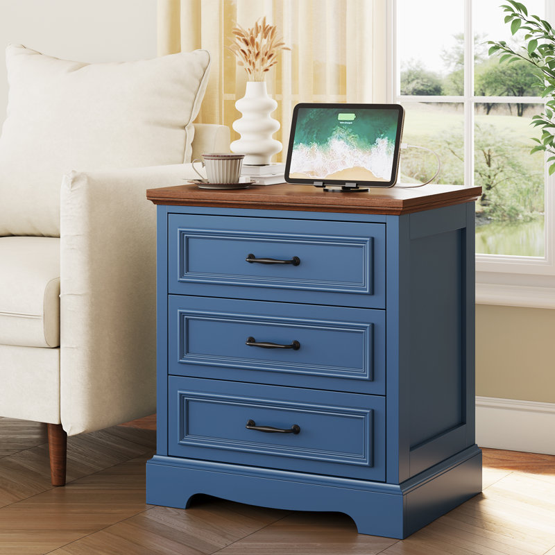 Table de chevet Farmhouse avec station de charge, table de bout large avec 3 grands tiroirs pour l'armoire de rangement moderne pour table de chevet, petite commode en bois pour le salon, le placard, le couloir, le bureau, bleu foncé