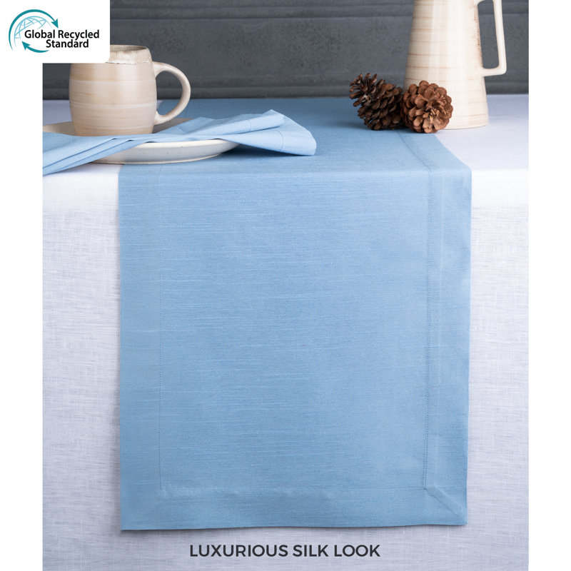 Chemin de table d'angle en soie Vegan, 108 po x 14 po, Bleu