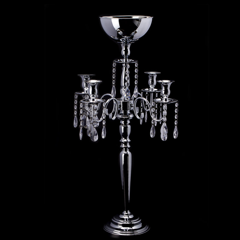Candélabre en métal à quatre accoudoirs, Argent