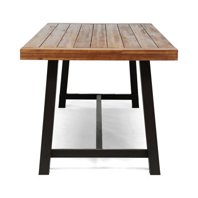 Table de salle à manger d'extérieur