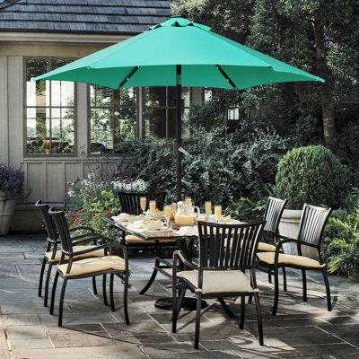 7.5/9Ft LED Lighted Patio Umbrella, Solar Market Umbrella with Tilt Push Button