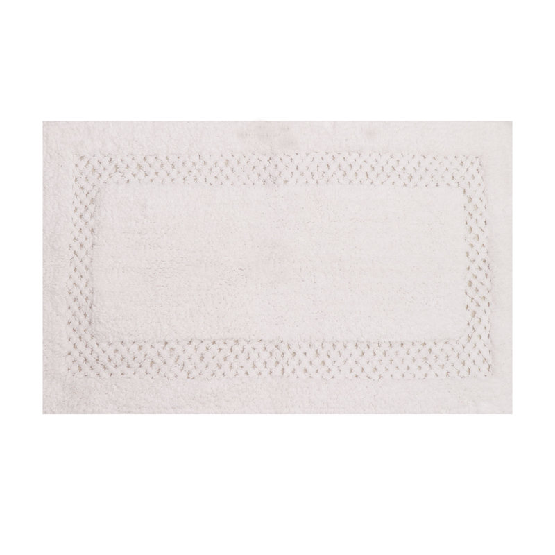 Antigona Soft Bath Rug, White, 24" W x 40" L