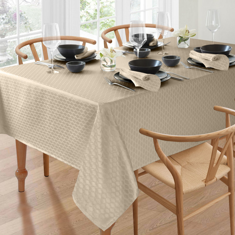 Nappe Lenox Olivia, Rectangle 60 po x 102 po, Tanné