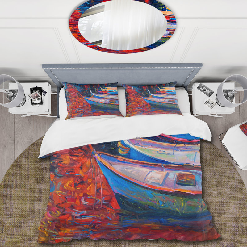 Bateaux qui se reposent sur l'eau pendant un coucher de soleil chaud - ensemble de housse de couette nautique - microfibre de polyester