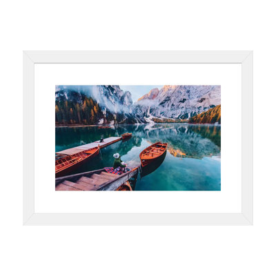« Boats on the Lake » par Hobopeeba-reproduction de photo