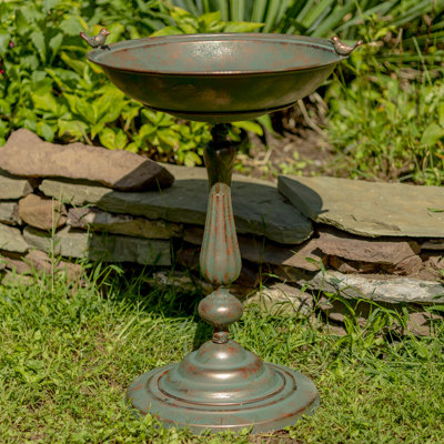 Bobra Iron Birdbath