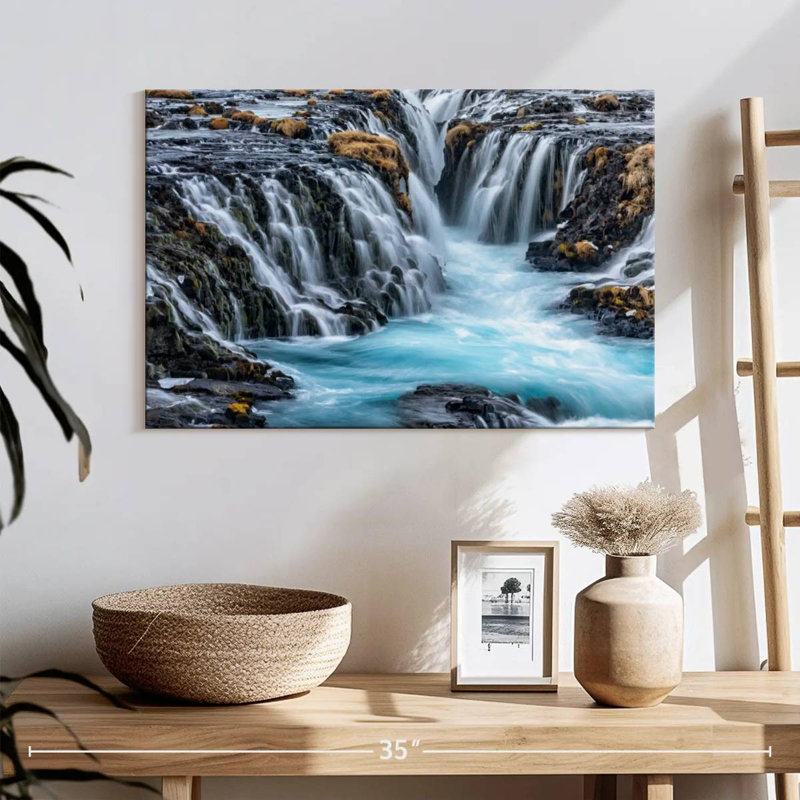 Cascade d'Alvord Bruarfoss en Islande I, H 16 po x l 24 po