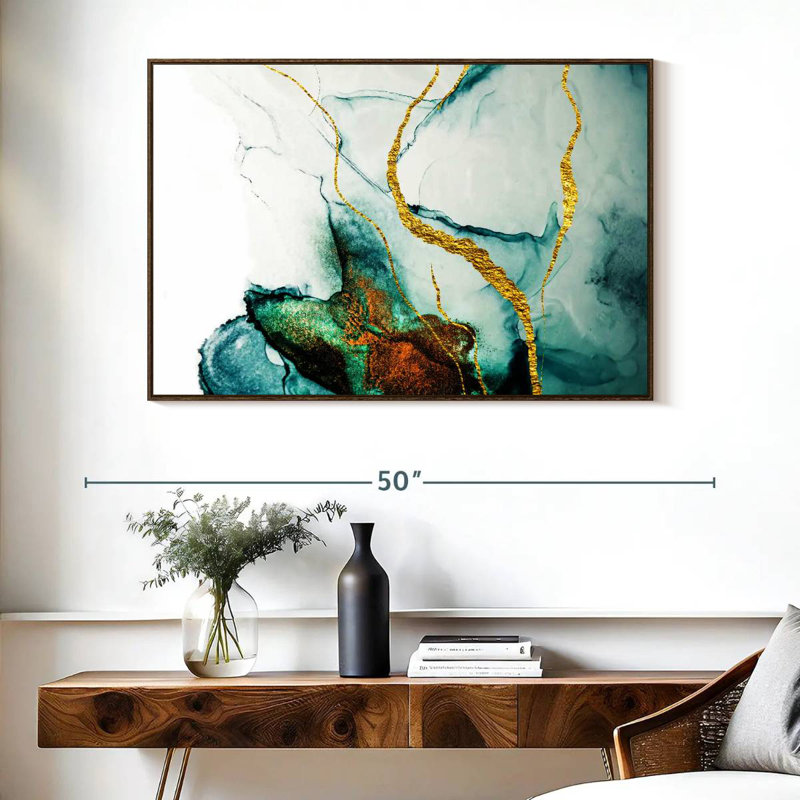 Lucilla stries dorées, Cadre flottant en noyer, 40 po x 27 po