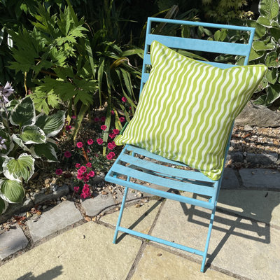Indoor / Outdoor Striped Square Throw Cushion