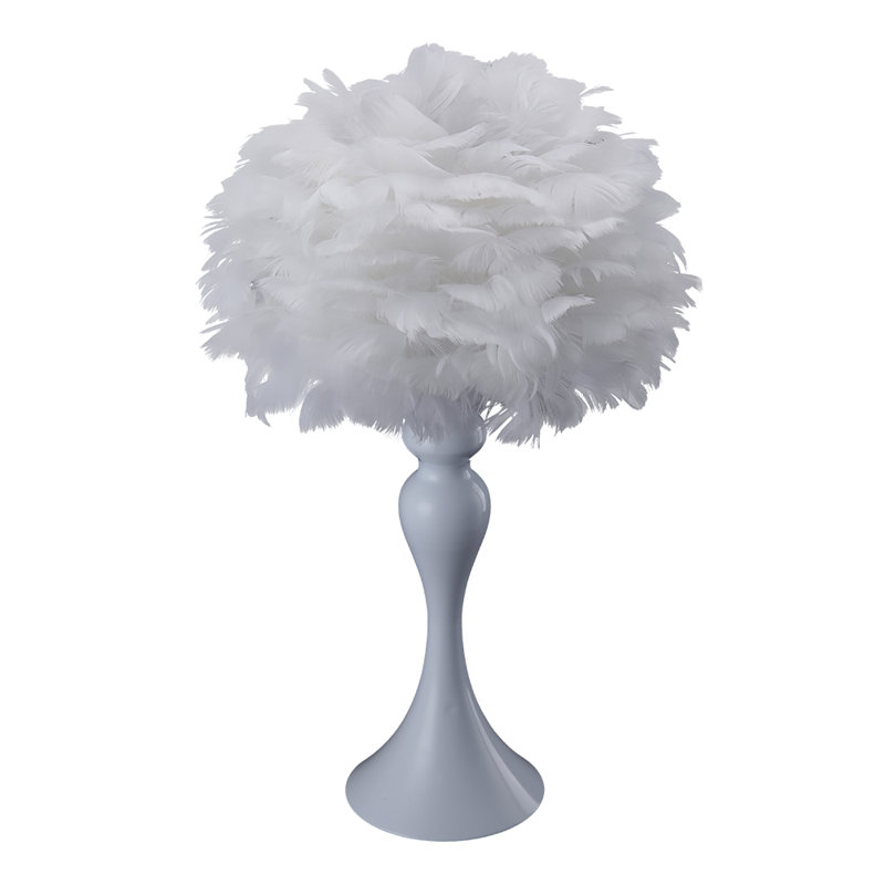 Brisseyda Metal Table Lamp