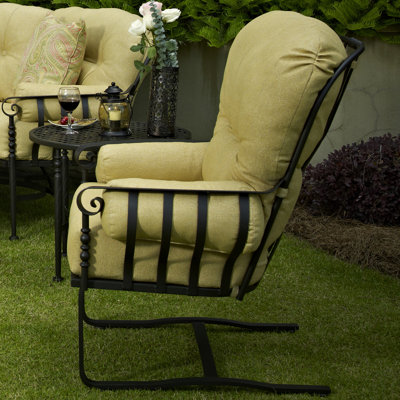 Urquhart Metal Outdoor Lounge Chair