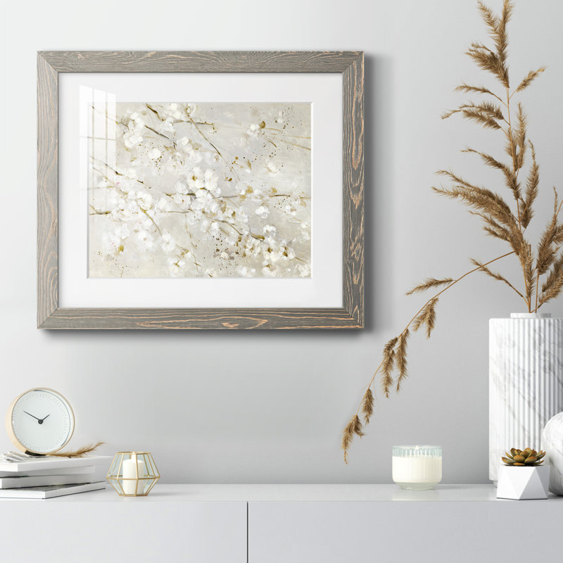 Soft Spring Blossoms - Peinture encadrée, H 20 po x l 17 po x P 1,5 po, Encadré gris