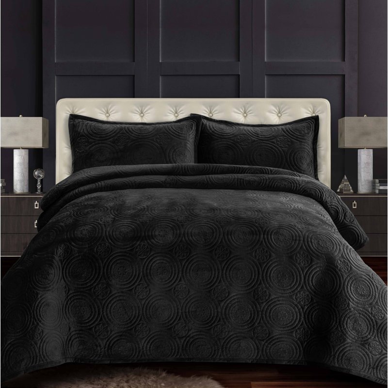 Capri Velvet Quilt, King Quilt + 2 King Shams, Steel Gray