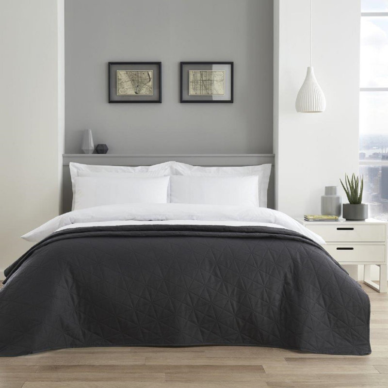 Launcelot Pin Sonic Bedspread