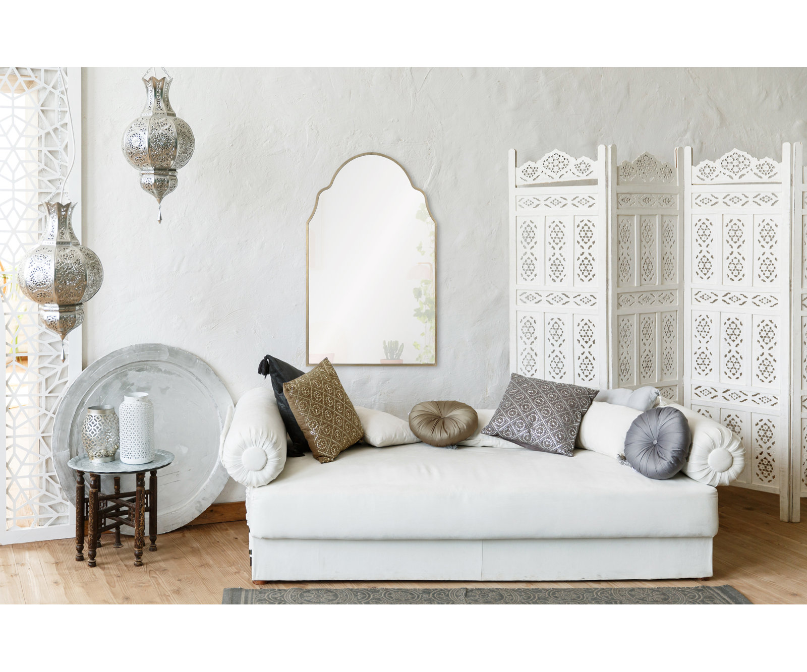 Harel 26" Accent Mirror