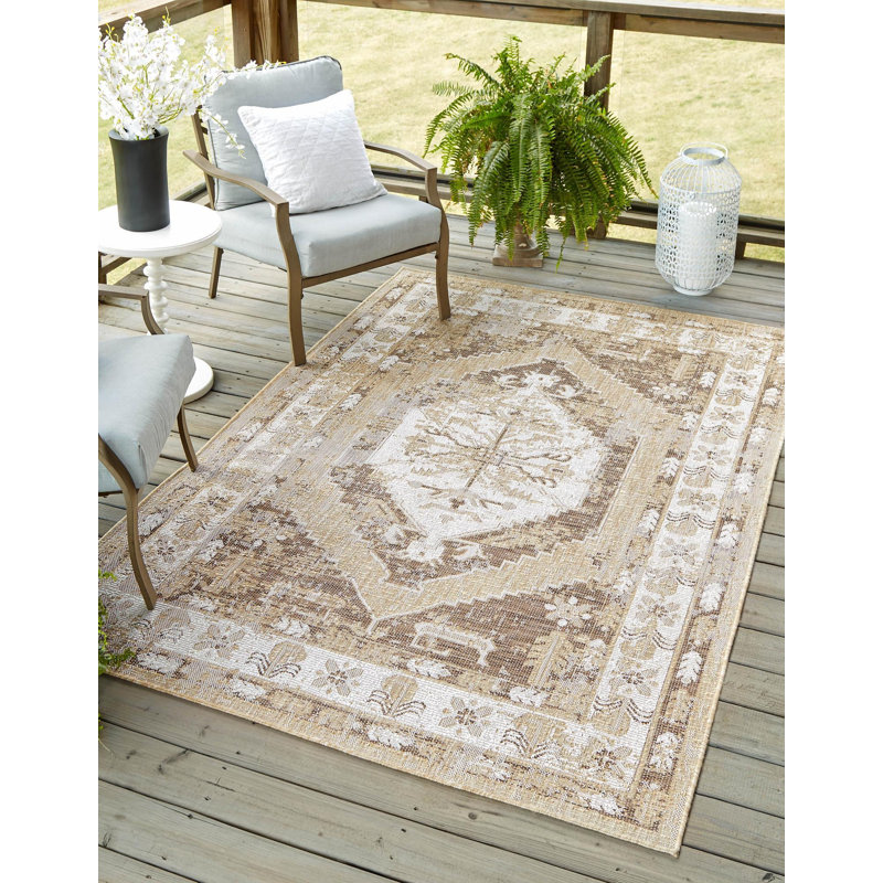 Oriental Machine Woven Polypropylene Indoor / Outdoor Area Rug in Natural, Rectangle 4' x 6'
