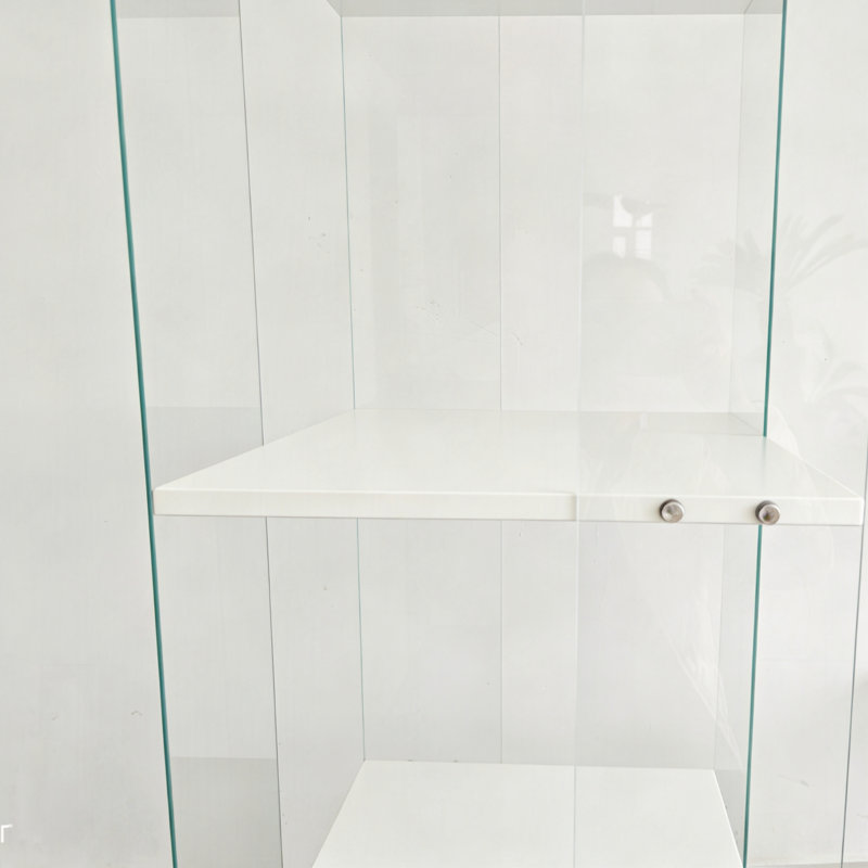 Vitrine rotative en verre trempé à 3 couches avec lumières RVB, pieds verrouillables et réglables