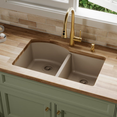 Karran Undermount Quartz Composite 32'' X 21'' 60/40 Double Bowl Kitchen Sink