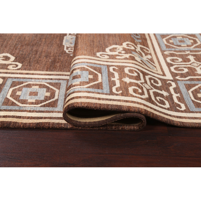 Tapis tribal brun à motif géométrique 6 x 10
