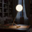 Lampe de table fantaisie en métal 20 po avec abat-jour en verre Auerbach-1561649241