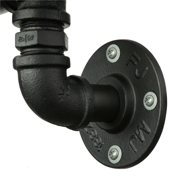 Caesaria Armed Sconce