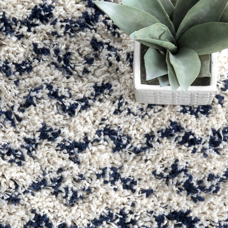 Chevron Shag Area Rug, Rectangle 122 x 183cm