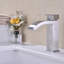Robinet de lavabo de salle de bain à poignée simple avec bonde escamotable Waterfall-126707758