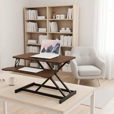 Convertisseur de bureau assis-debout 32 pouces réglable en hauteur, double moniteur et poste de travail pour ordinateur portable avec large plateau à clavier, couleur noyer, structure ergonomique, polyvalente pour salle d'étude