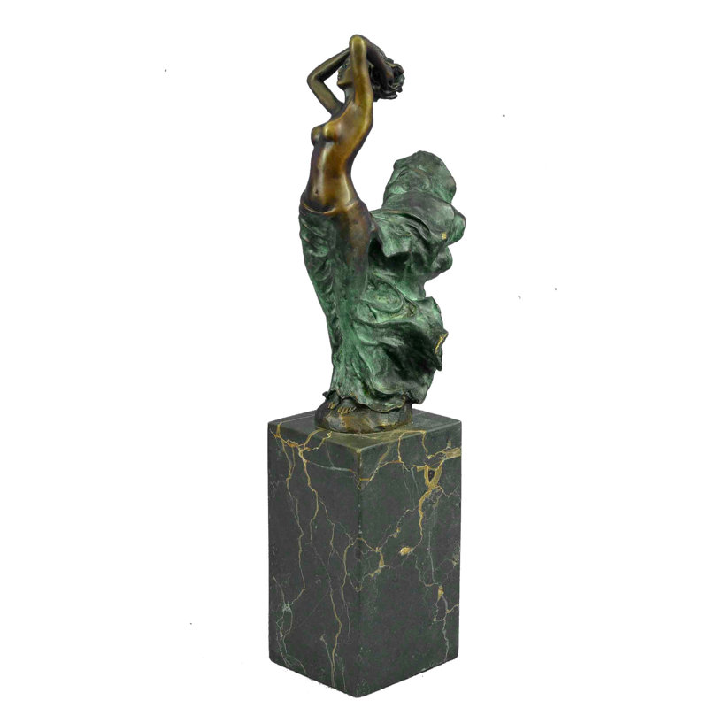 Sculpture femme sirène déesse de la mer