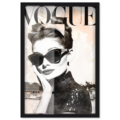 «Classic Icon Cover Tan», reproduction d'art par Art Remedy