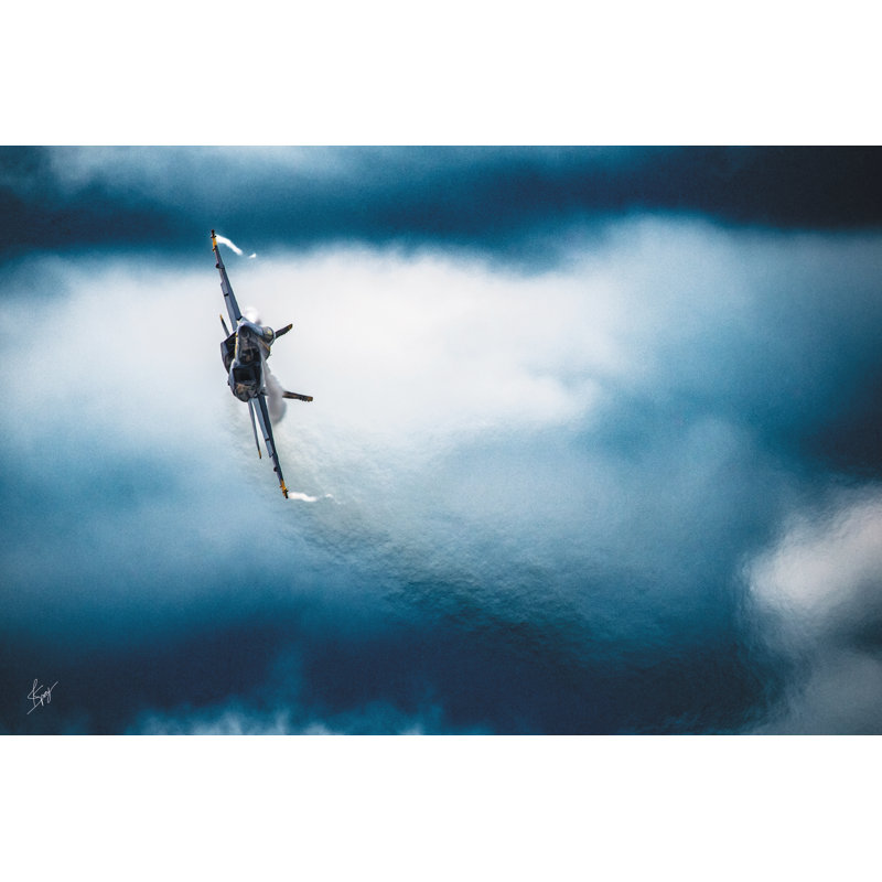 Under The Radar sur impression sur toile, H 20 po x l 30 po x P 1,25 po