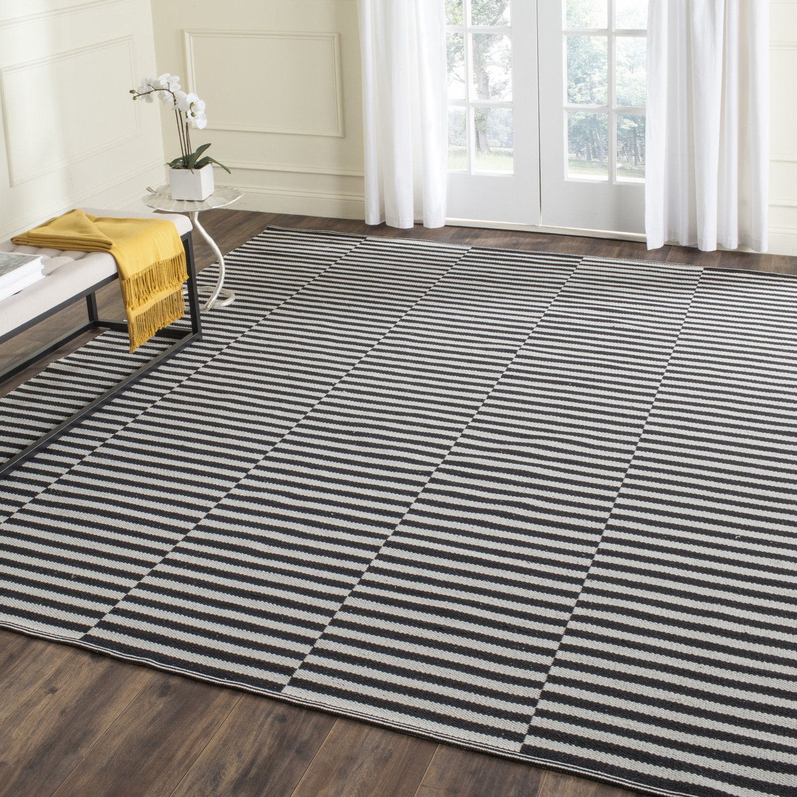 Ilona Striped Handmade Flatweave Cotton Ivory/Black Area Rug, Rectangle 4' x 6'